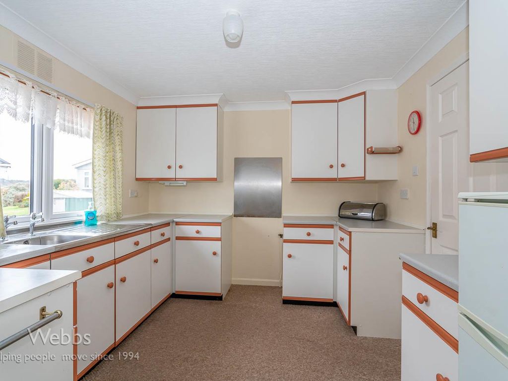 2 bed mobile/park home for sale in Cavans Wood Park, Ling Road, Huntington, Cannock WS12, £130,000