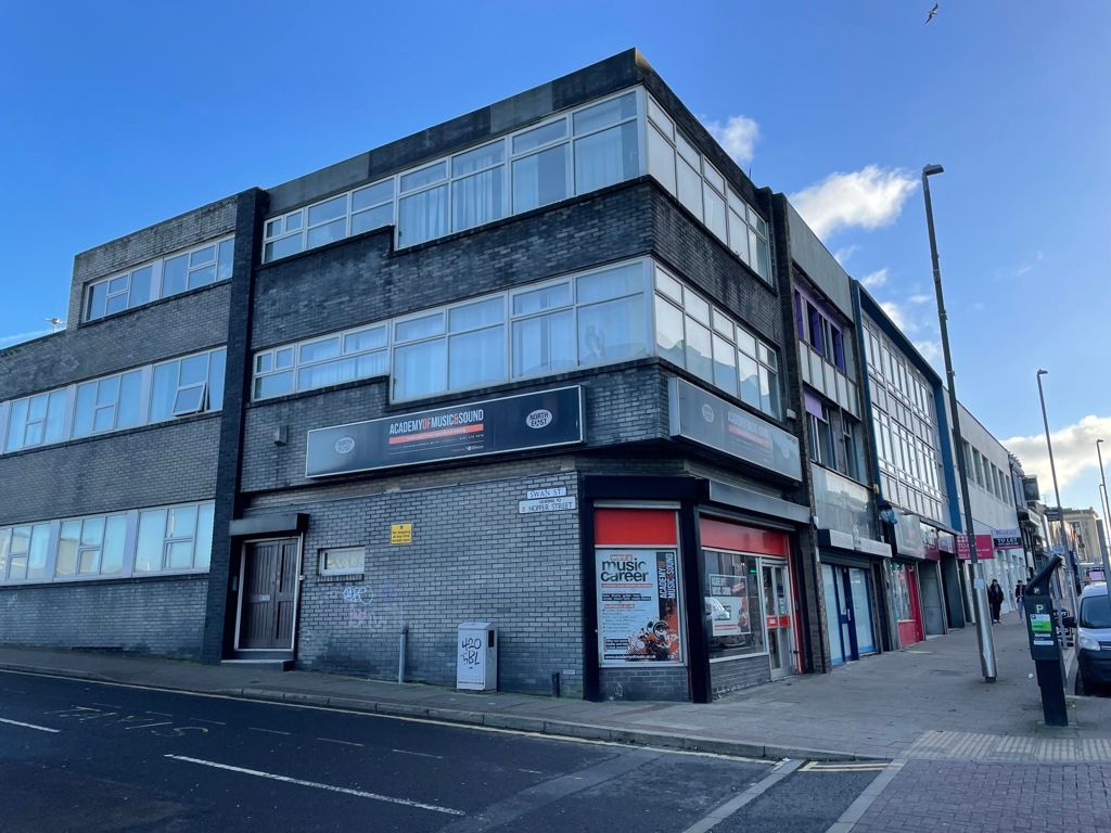 Office for sale in 191 High Street, Gateshead, North East NE8, £285,000