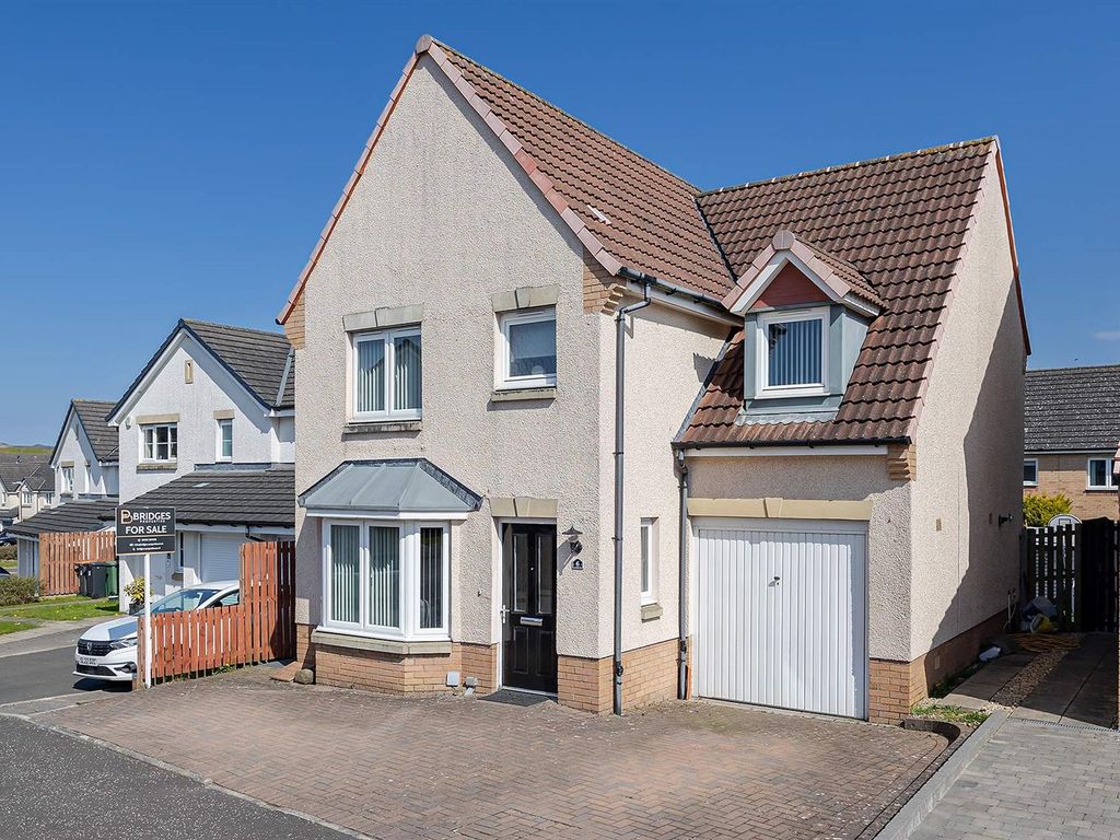 4 bed detached house for sale in Russell Drive, Bathgate EH48, £270,000