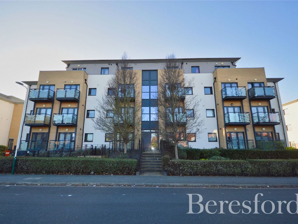 2 bed flat for sale in Fern Court, Cottons Approach RM7, £300,000