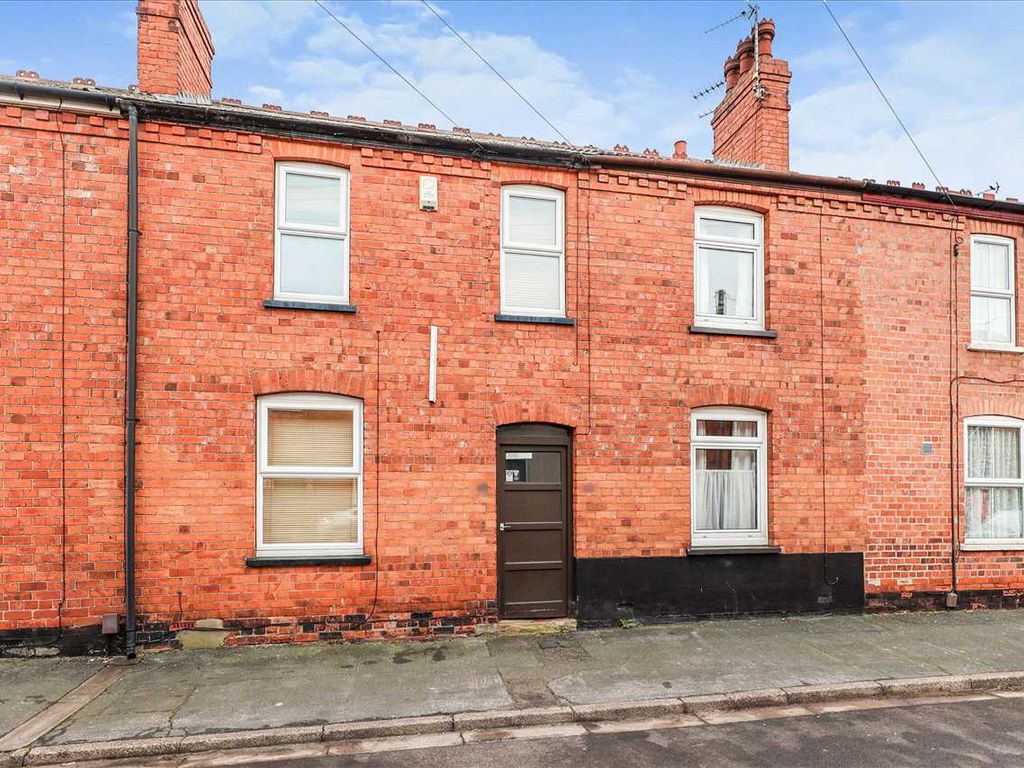 2 bed terraced house for sale in St. Nicholas Street, Lincoln LN1, £140,000