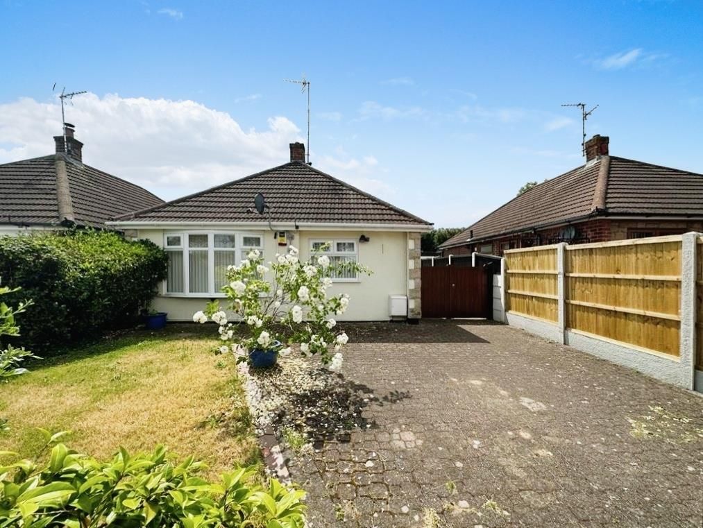 3 bed bungalow for sale in Harby Avenue, Sutton-In-Ashfield NG17, £200,000