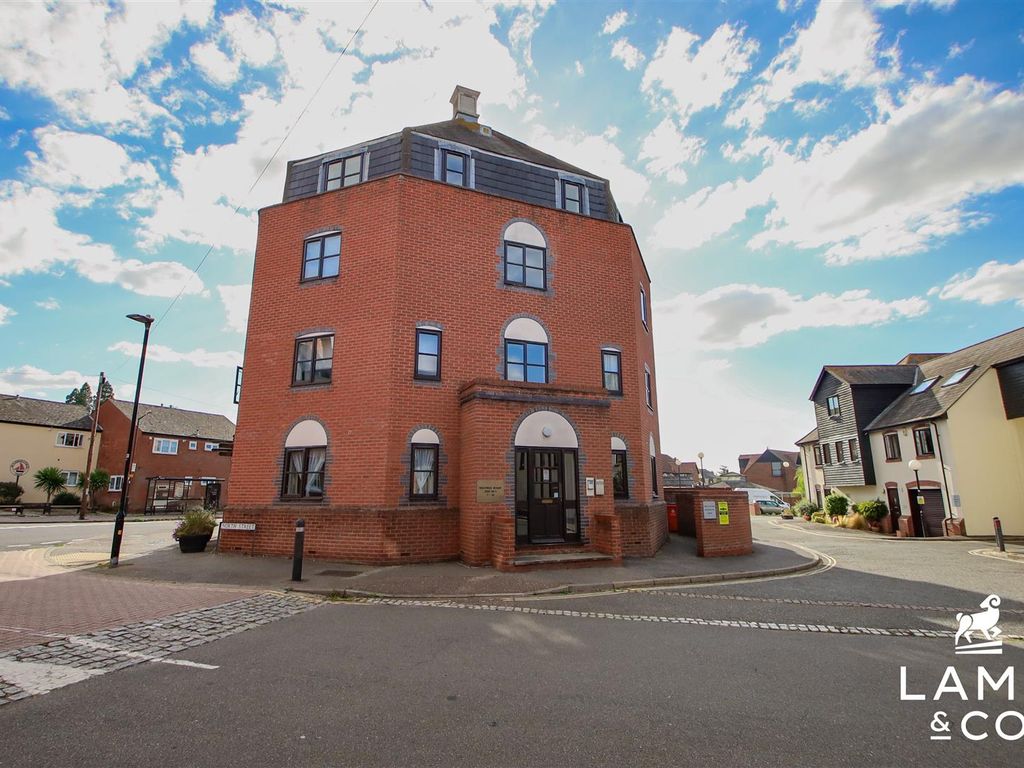3 bed flat for sale in Maltings Wharf, Lawford, Manningtree CO11, £190,000