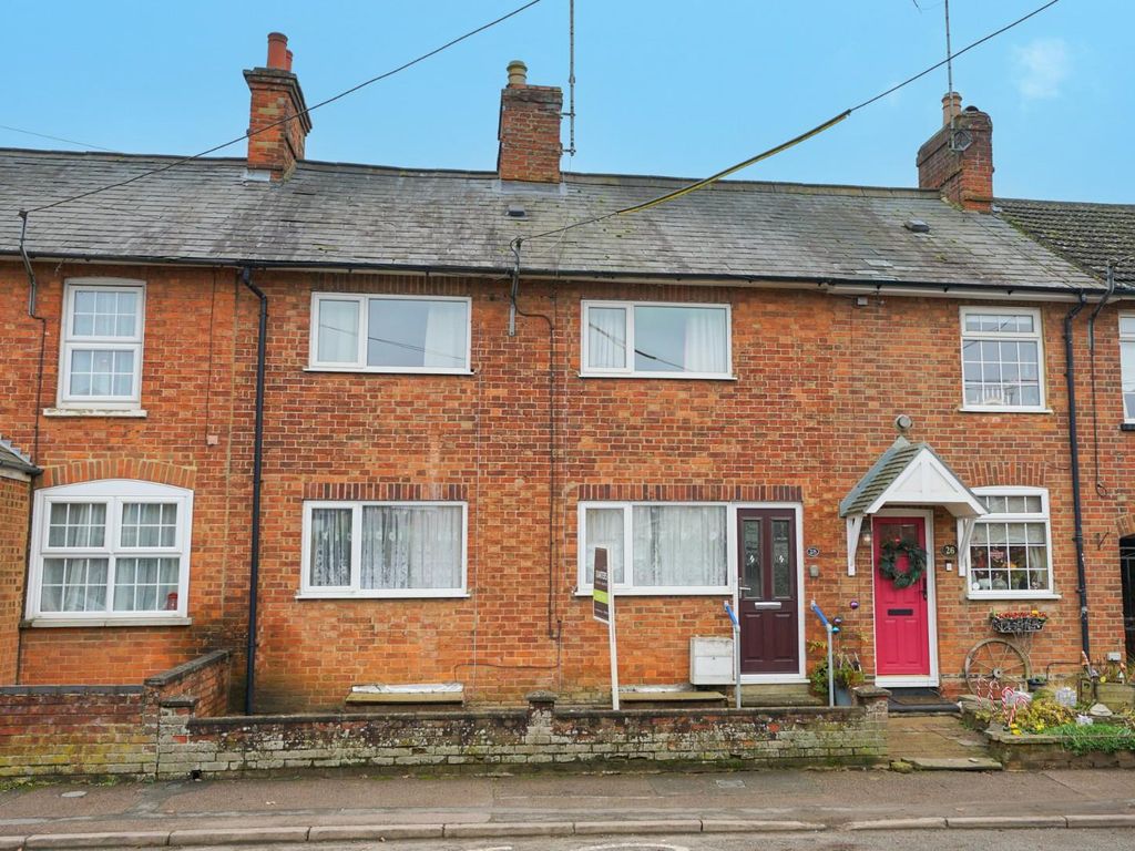 3 bed terraced house for sale in Woburn Road, Heath And Reach, Leighton Buzzard LU7, £325,000