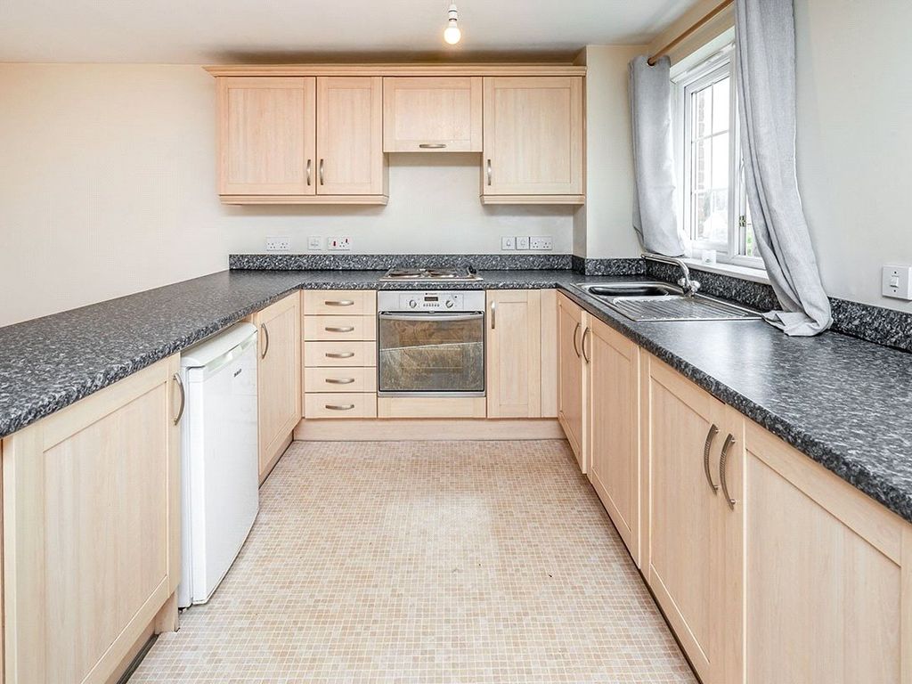 1 bed flat for sale in Giants Seat Grove, Swinton, Manchester, Greater Manchester M27, £105,000