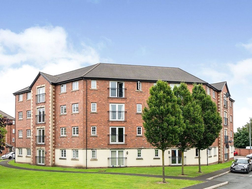 1 bed flat for sale in Giants Seat Grove, Swinton, Manchester, Greater Manchester M27, £105,000