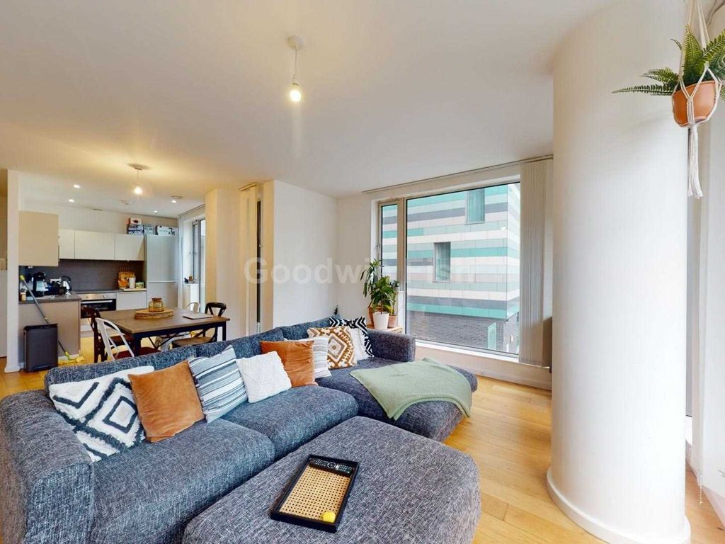 2 bed flat for sale in 122 High Street, Northern Quarter M4, £235,000