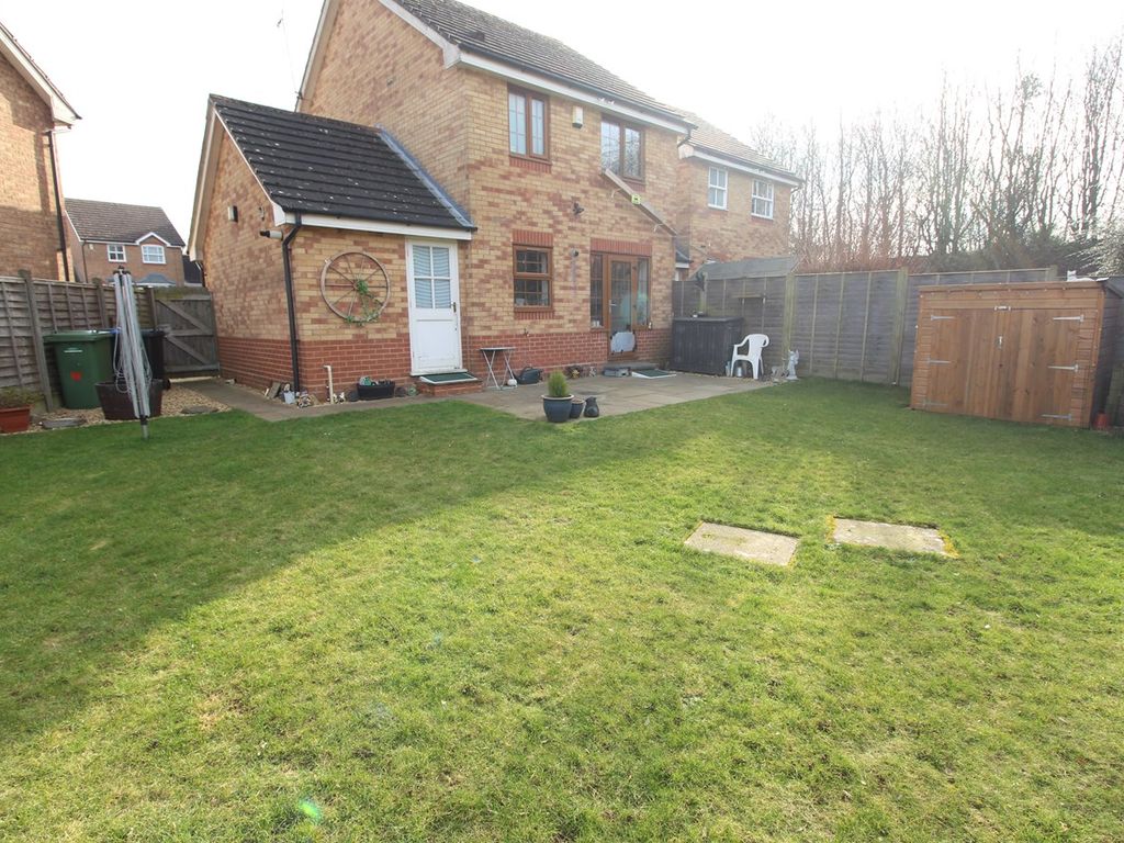 3 bed detached house for sale in Alexander Drive, Lutterworth LE17, £265,000