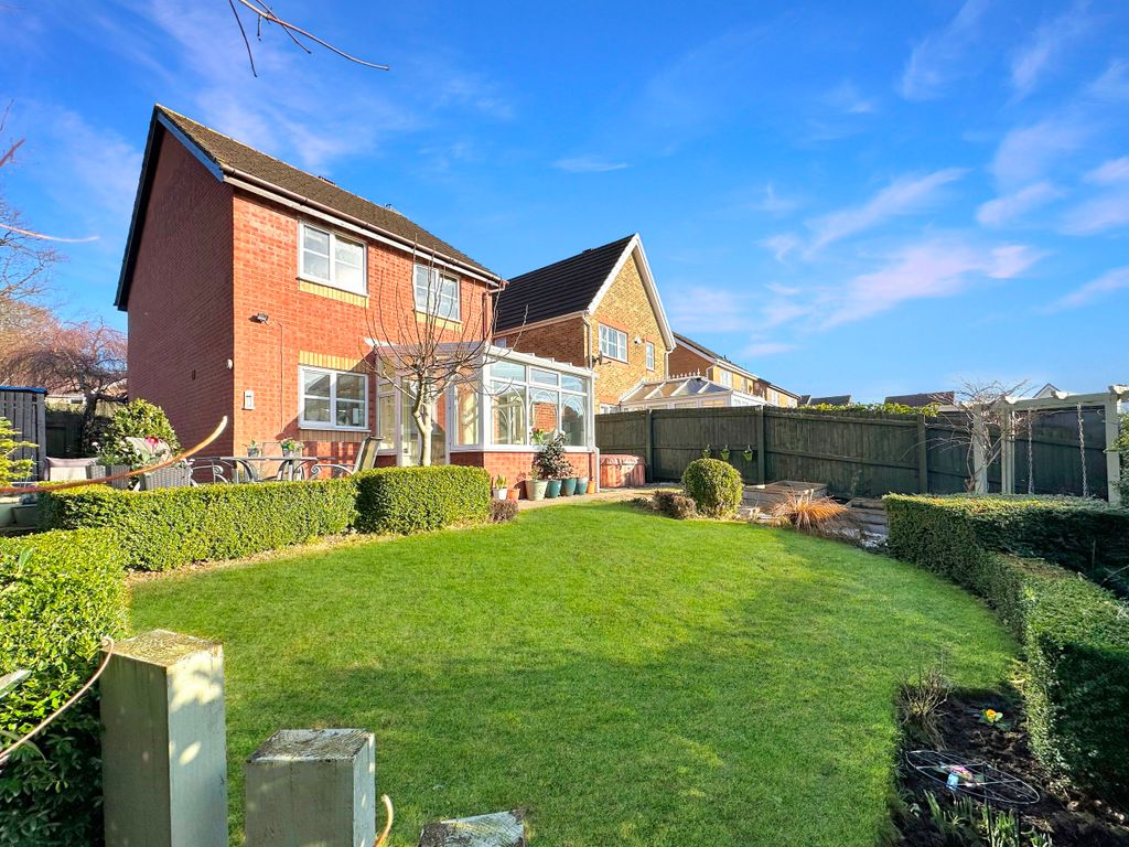 3 bed detached house for sale in Dol Y Pandy, Bedwas, Caerphilly CF83, £300,000