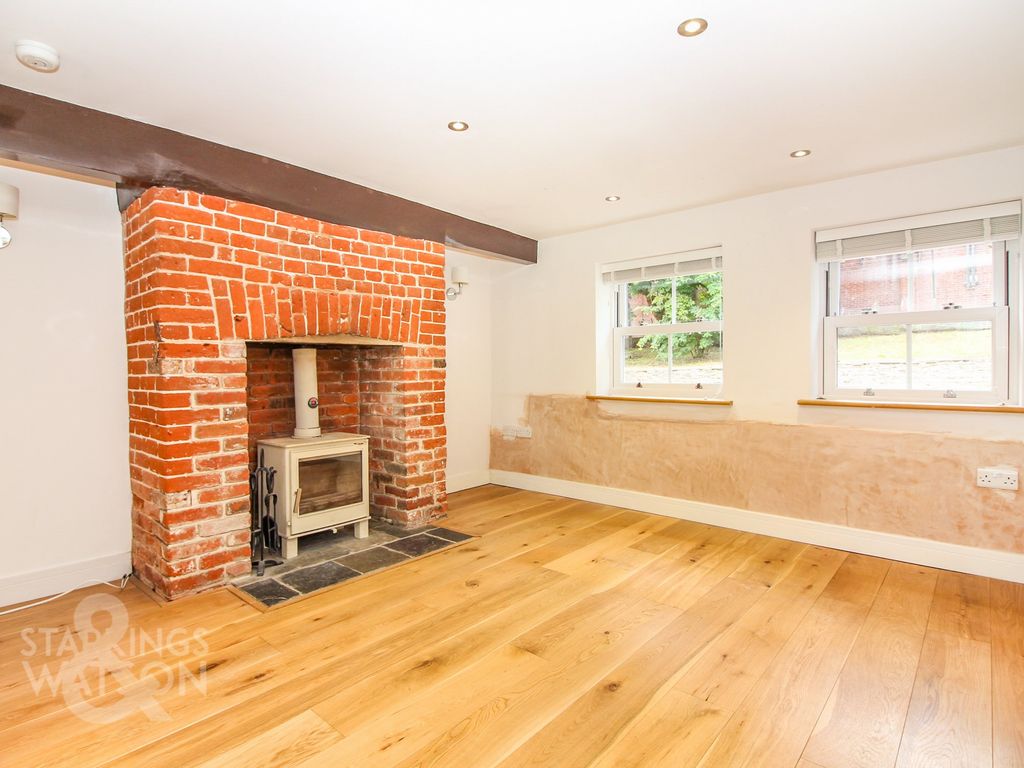 3 bed semi-detached house for sale in Magdalen Street, Eye IP23, £250,000