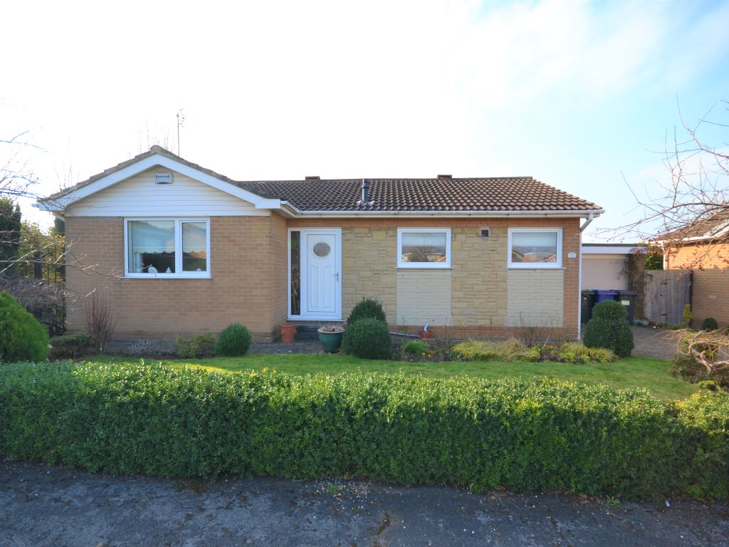 2 bed detached bungalow for sale in The Oval, Tickhill, Doncaster DN11, £295,000