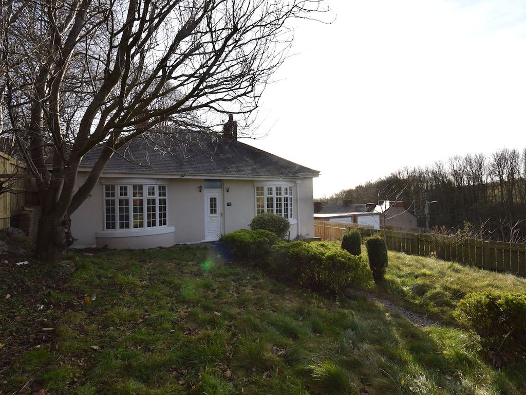 4 bed detached bungalow for sale in Duncombe Bank, Ferryhill DL17, £225,000