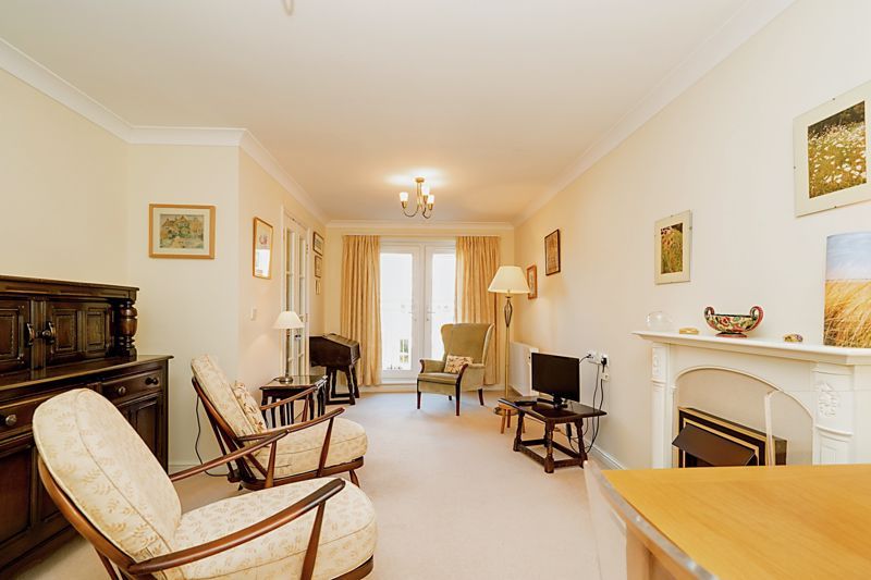 1 bed flat for sale in Ainsworth Court, Holt NR25, £120,000