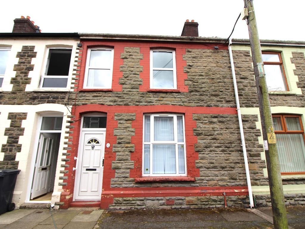 3 bed terraced house for sale in Railway Street, Llanhilleth, Abertillery NP13, £79,950