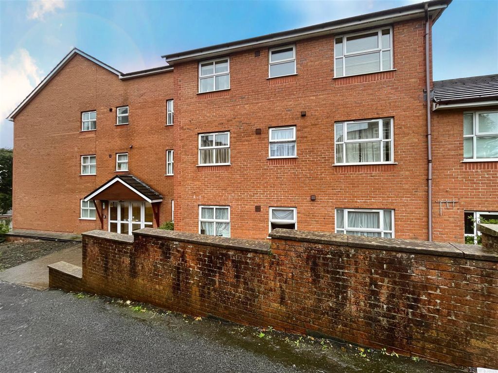 2 bed flat for sale in Dumbarton House, Bryn Y Mor Crescent, Swansea SA1, £85,000