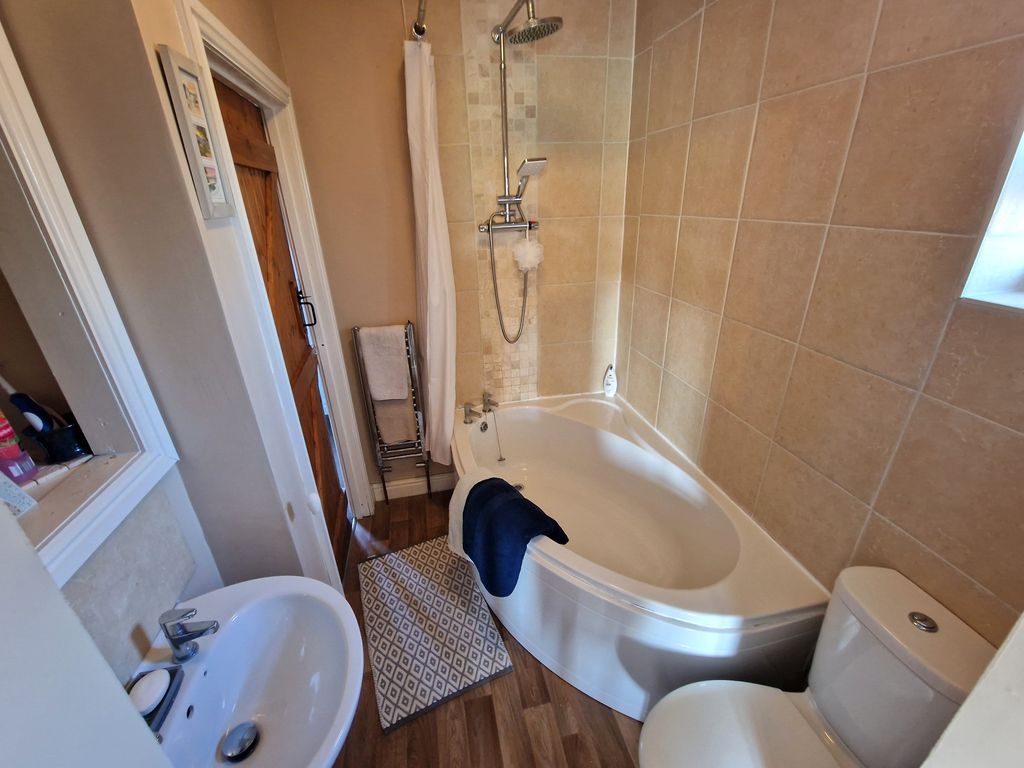 3 bed semi-detached house for sale in Roden Lane, Telford TF6, £295,000