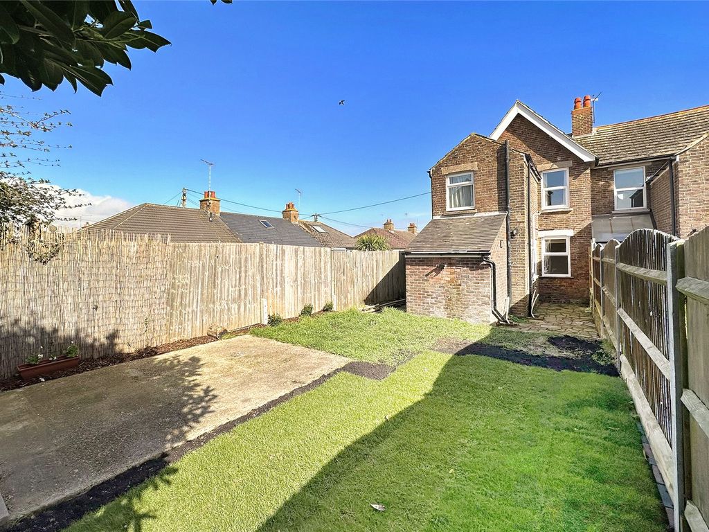 3 bed end terrace house for sale in Stanhope Road, Littlehampton, West Sussex BN17, £270,000