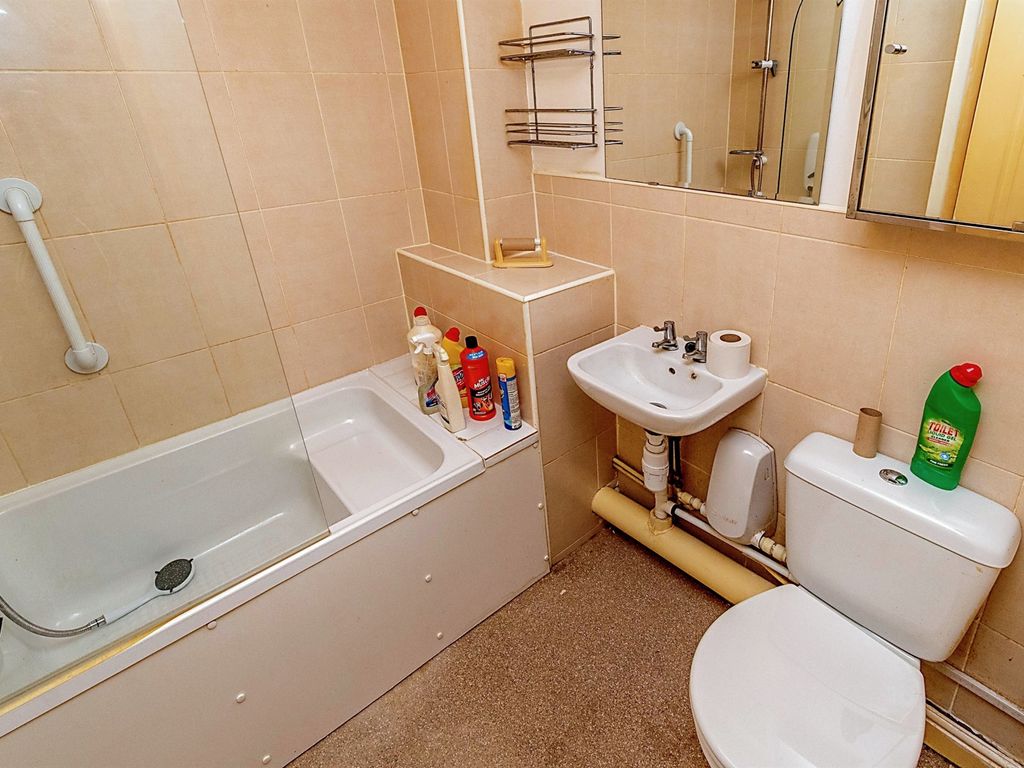 2 bed flat for sale in Galahad Way, Wednesbury WS10, £90,000