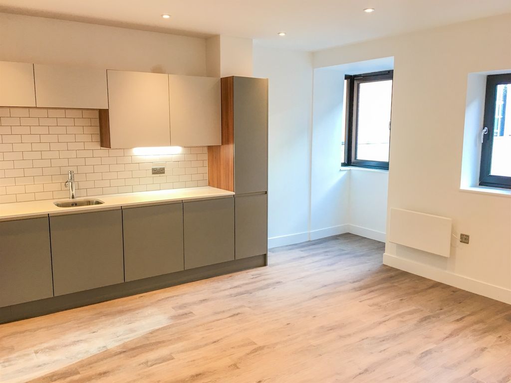 1 bed flat for sale in Brayford Wharf North, Lincoln LN1, £155,000