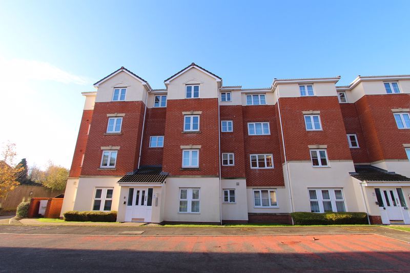 1 bed flat for sale in Thornbury Road, Walsall WS2, £79,950