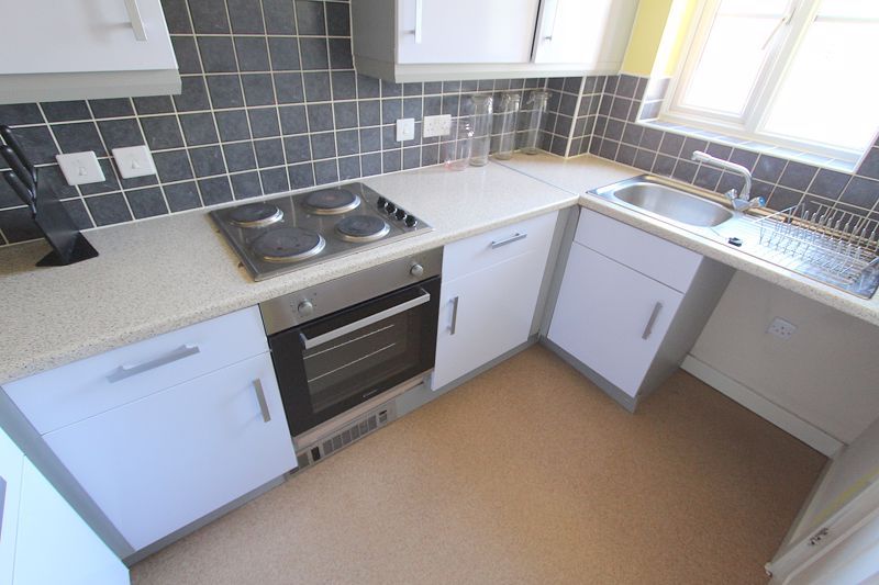 1 bed flat for sale in Thornbury Road, Walsall WS2, £79,950