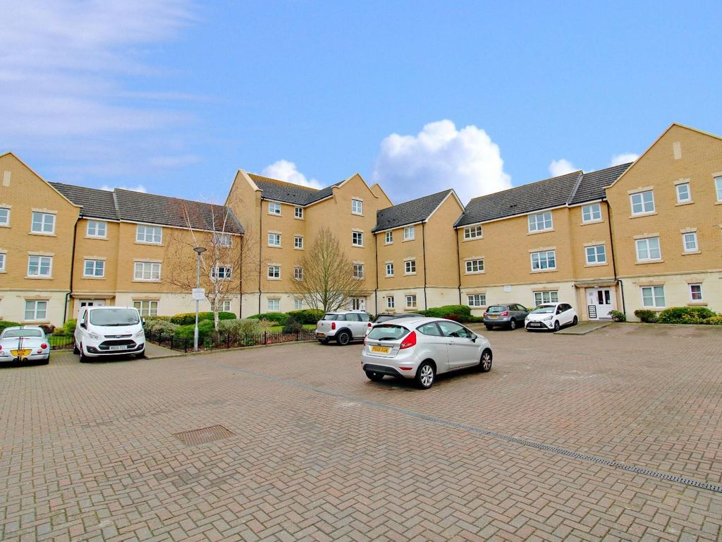 2 bed flat for sale in Beaconsfield Road, Bexley DA5, £254,950