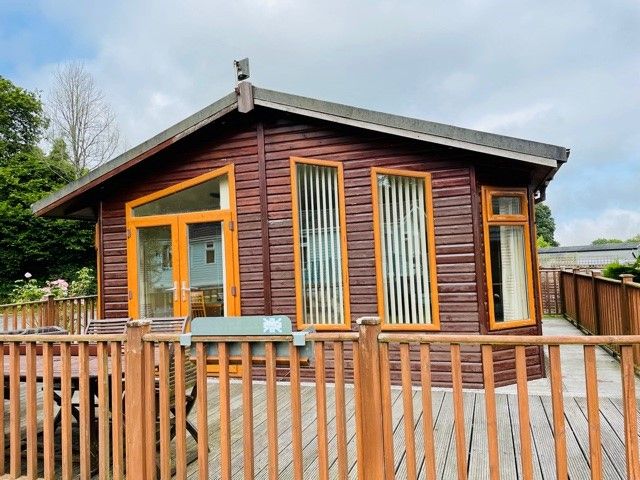 2 bed lodge for sale in Whitstone, Holsworthy EX22, £91,195