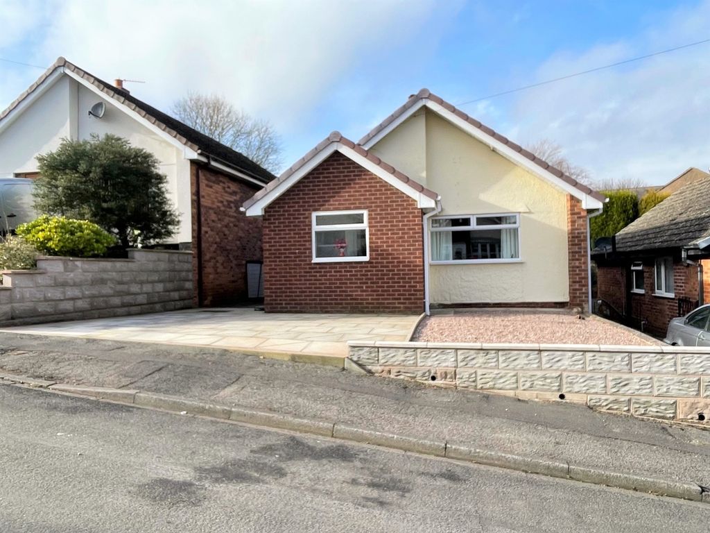 3 bed detached bungalow for sale in Swan Close, Talke Stoke On Trent ST7, £205,000