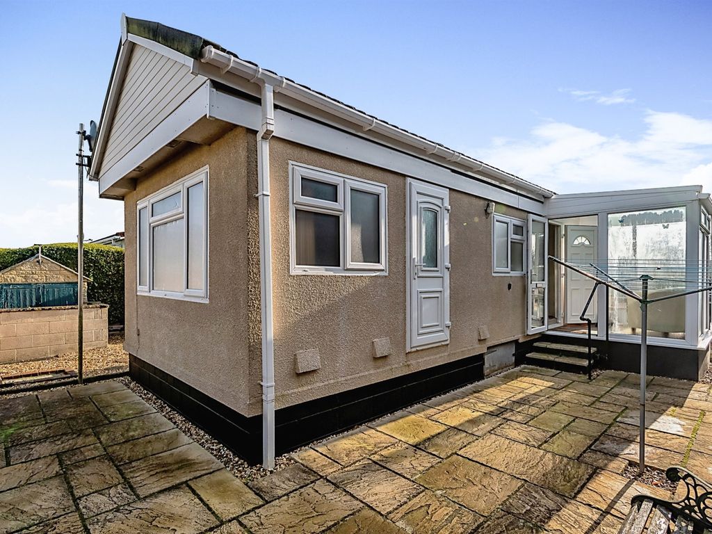 1 bed mobile/park home for sale in Northleaze, Corsham SN13, £100,000
