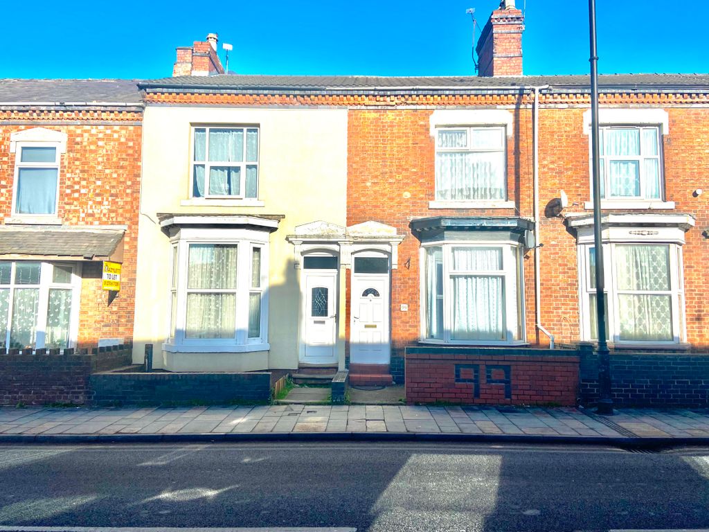 2 bed terraced house for sale in West Street, Crewe CW1, £110,000