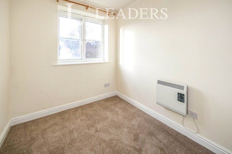 2 bed flat for sale in Gas Street, Leamington Spa, Warwickshire CV31, £180,000