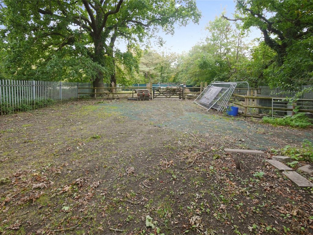 Land for sale in Doddinghurst Road, Doddinghurst, Brentwood, Essex CM15, £140,000