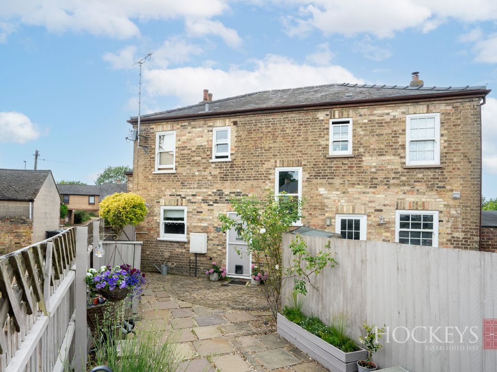 2 bed terraced house for sale in Rose & Crown Yard, Willingham CB24, £275,000