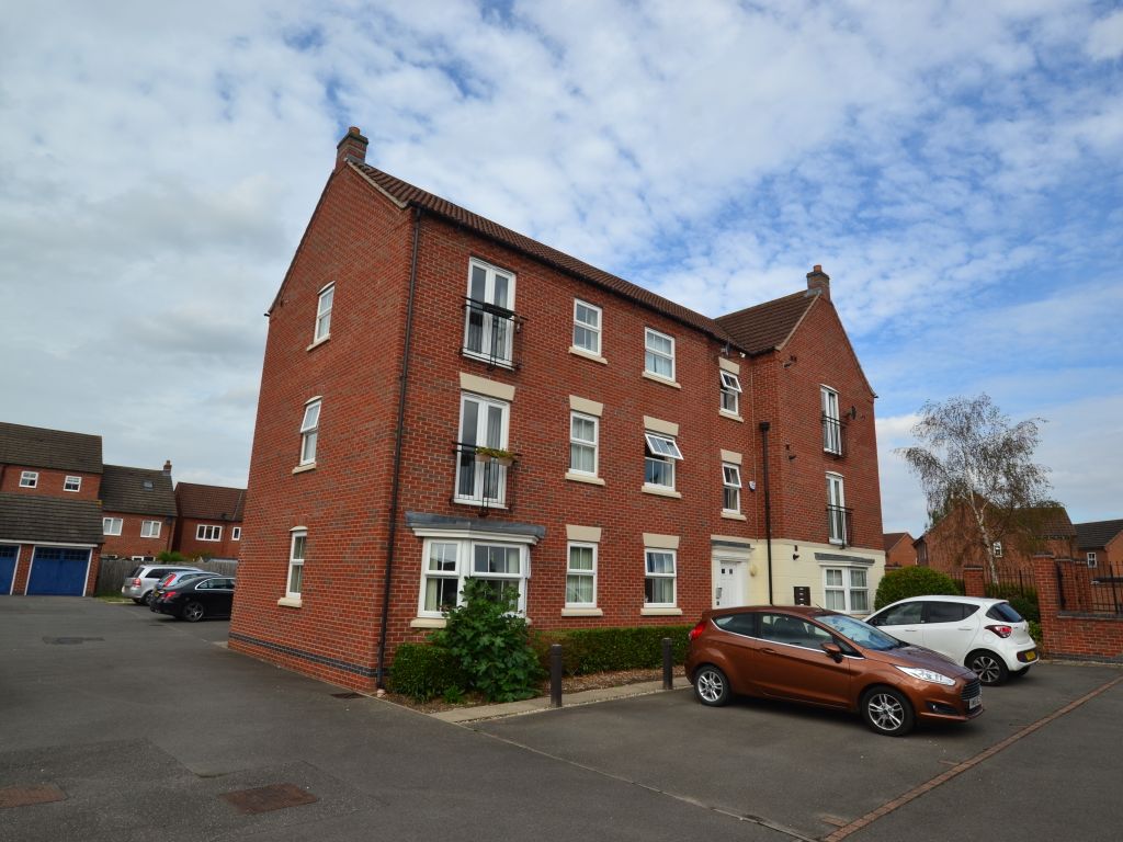 2 bed flat for sale in Moorhen Close, Witham St. Hughs, Lincoln LN6, £105,000