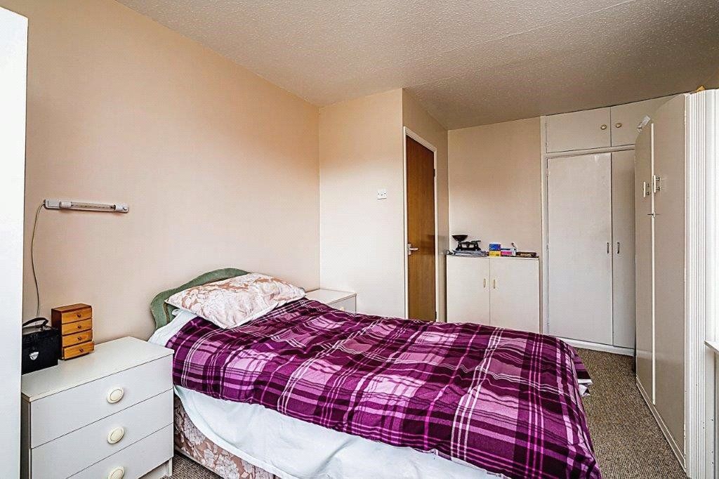 1 bed flat for sale in Alwin Road, Rowley Regis, West Midlands B65, £65,000