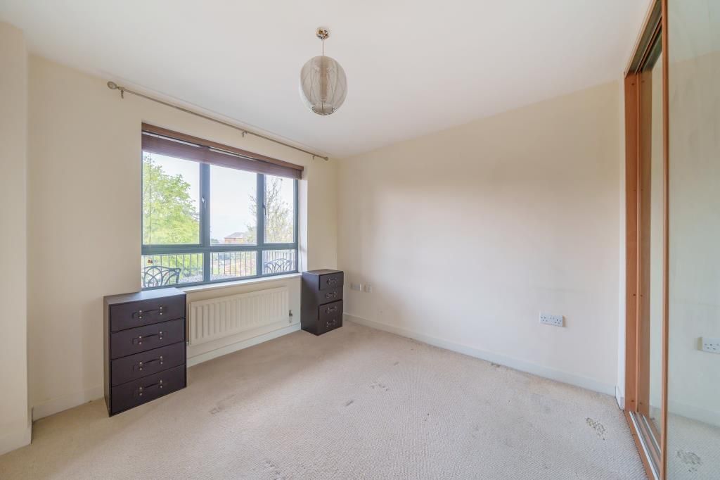1 bed flat for sale in Buckingham Court, Aylesbury HP20, £160,000