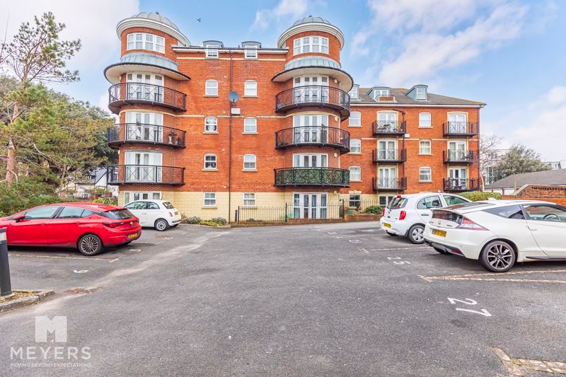 2 bed flat for sale in Sanderling Court, 10A Boscombe Spa Road BH5, £260,000