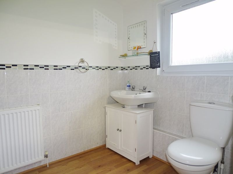 2 bed flat for sale in Balfour Street, Alloa FK10, £87,500