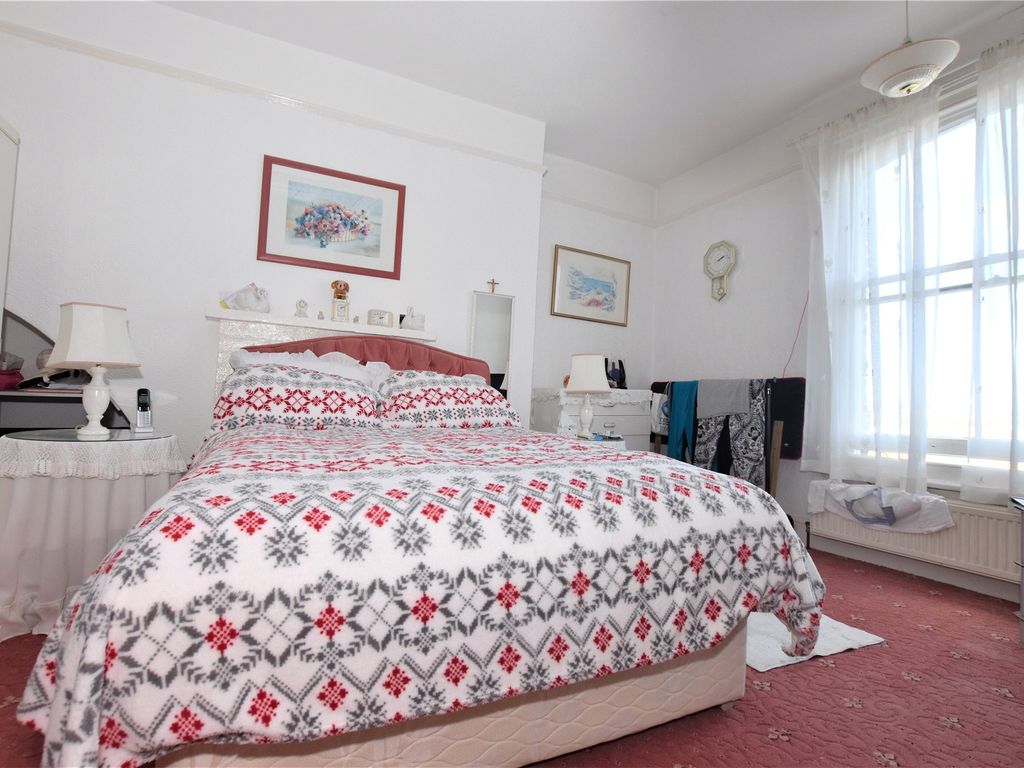 1 bed flat for sale in The Beacon, Exmouth, Devon EX8, £225,000