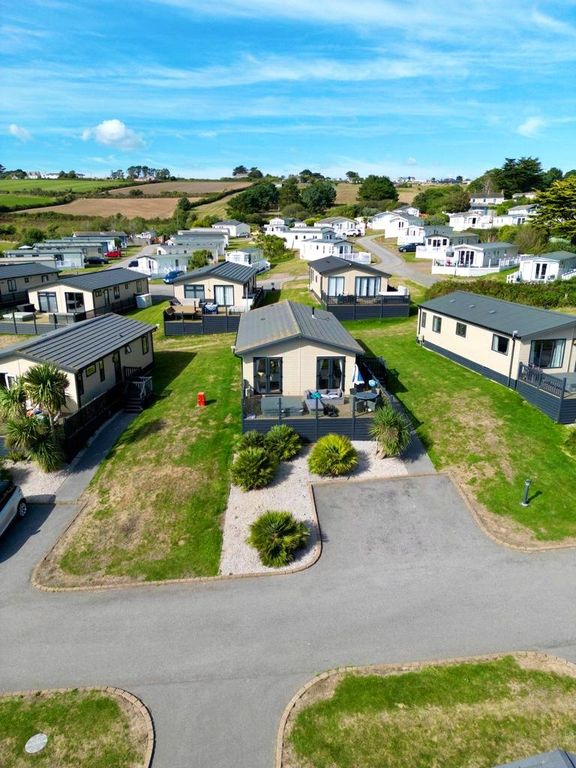 2 bed mobile/park home for sale in Praa Sands Holiday Village, Praa Sands, Penzance, Cornwall TR20, £150,000