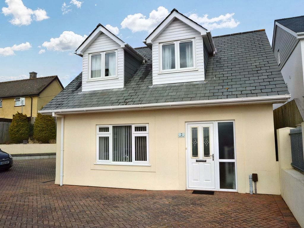 2 bed detached house for sale in Crosley Court, Oaklands Drive, Saltash, Cornwall PL12, £225,000