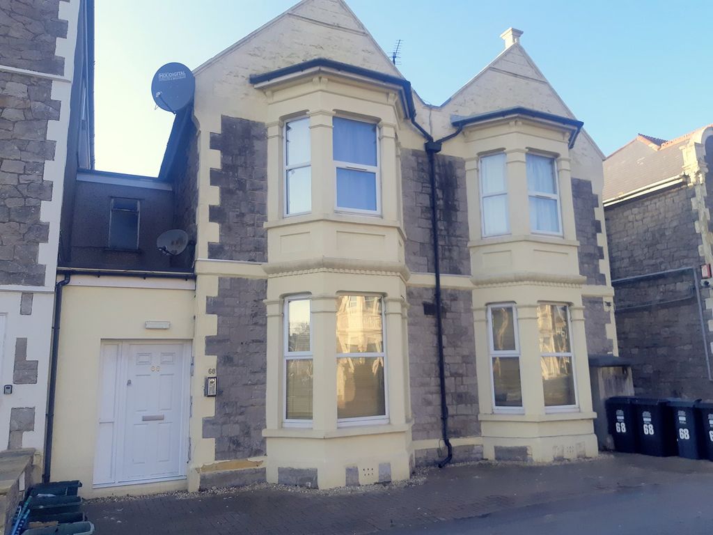 2 bed flat for sale in Walliscote Road, Weston-Super-Mare BS23, £120,000