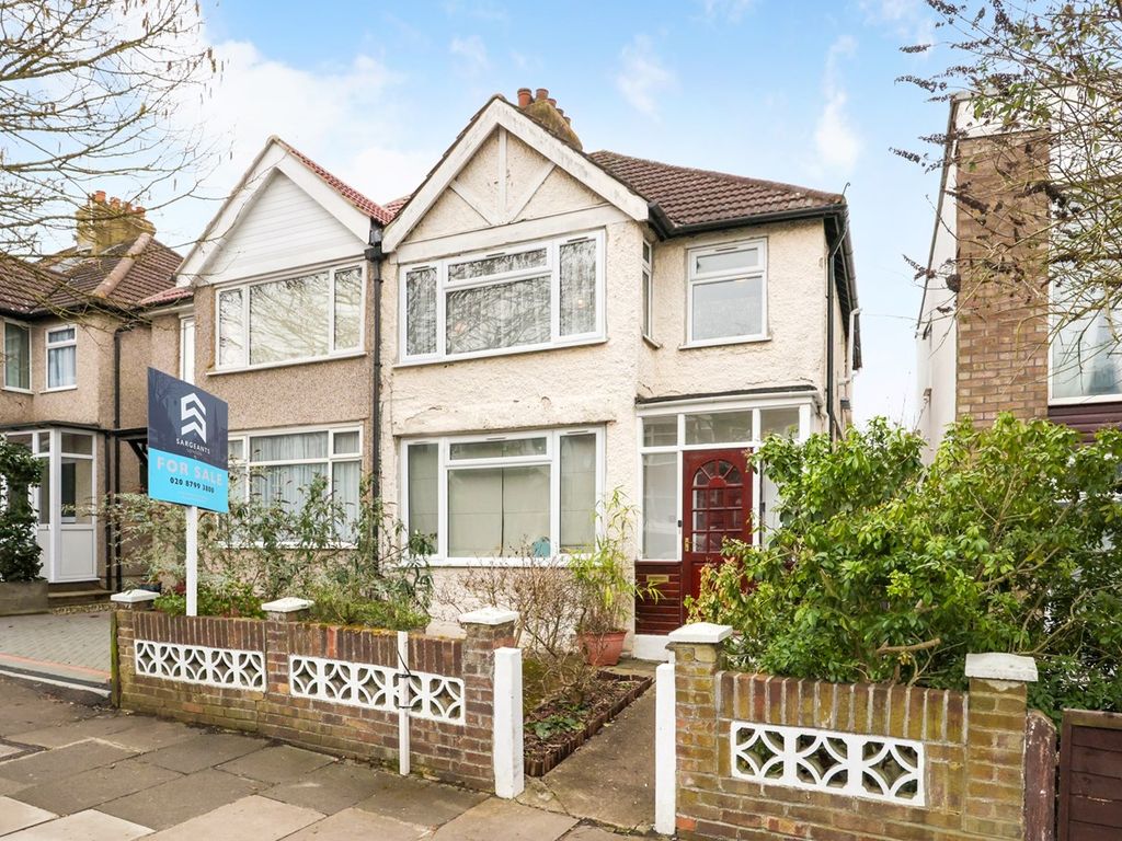 1 bed flat for sale in Beresford Avenue, Hanwell W7, £280,000