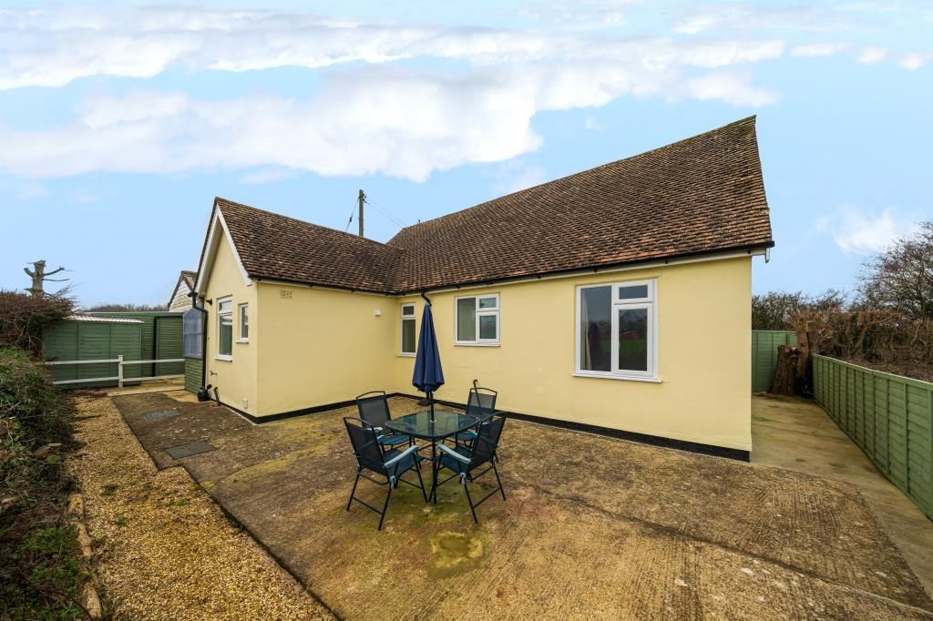2 bed detached bungalow for sale in Aynho, South Northamptonshire OX17, £250,000