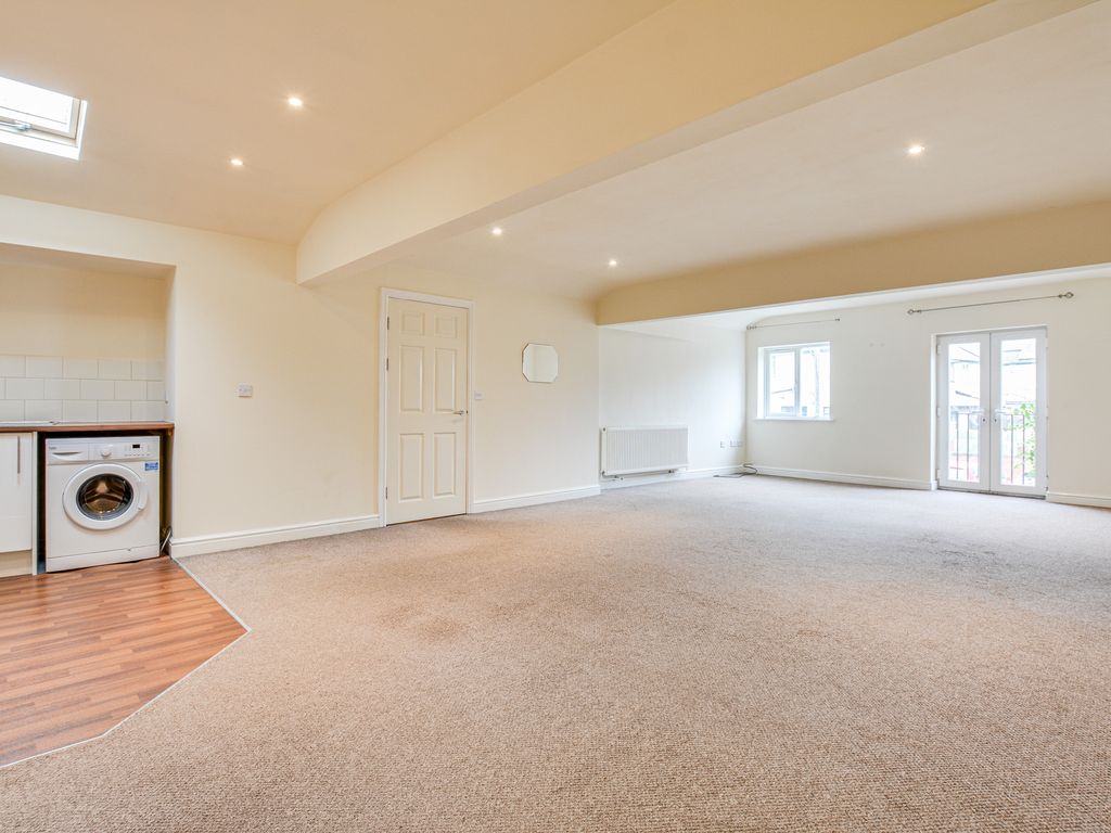 2 bed flat for sale in Watling Street Road, Preston, Lancashire, 8Nb, Preston, Lancashire PR2, £120,000