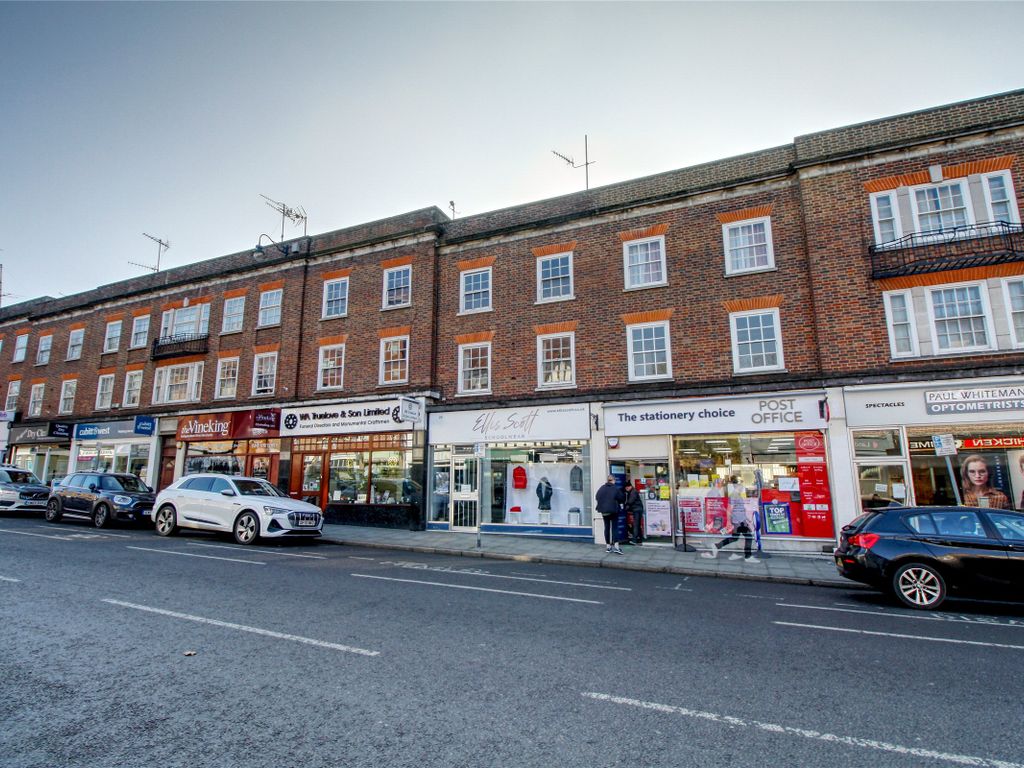 Retail premises for sale in Church Street, Reigate, Surrey RH2, £695,000