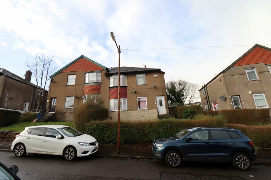 3 bed flat for sale in 43 Reston Drive, Cardonald, Glasgow G52, £80,000