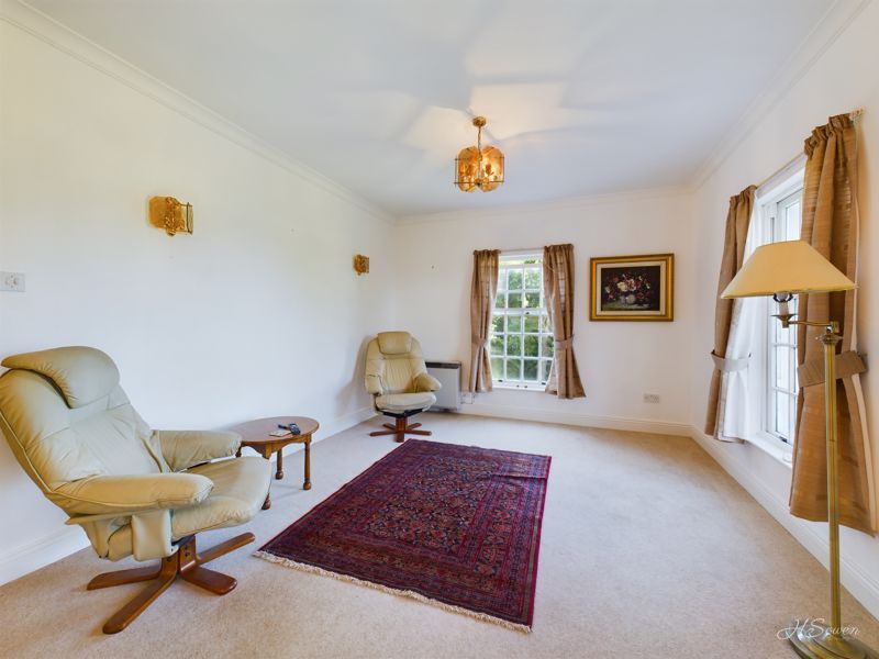 3 bed flat for sale in Hillesdon Road, Torquay TQ1, £240,000