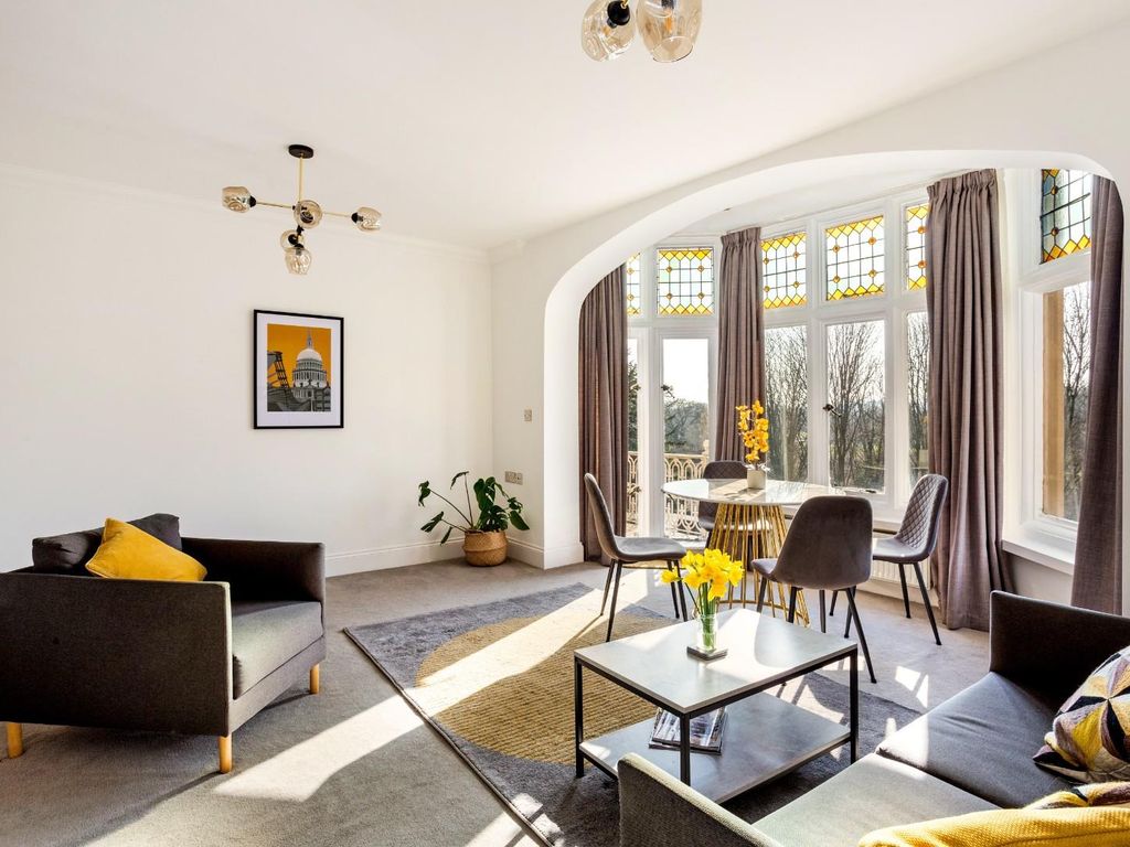 2 bed flat for sale in Hughendon Manor, Petersfinger, Salisbury SP5, £210,000