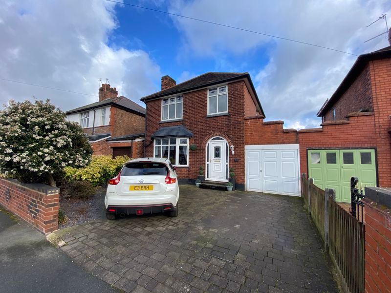 3 bed detached house for sale in Carlton Road, Witton Park CW9, £299,000